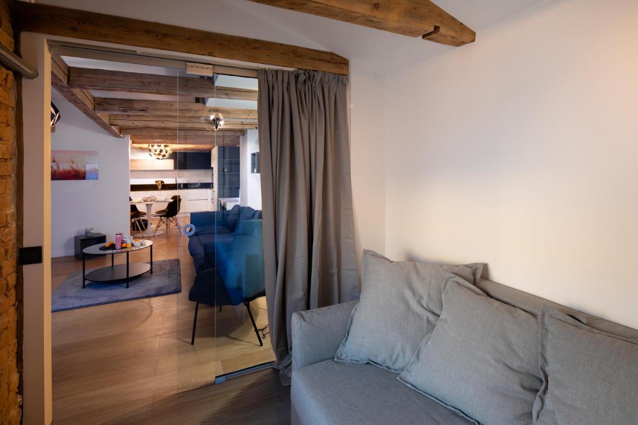 Merkela Loft Beside Vermanes Park Appartamento *