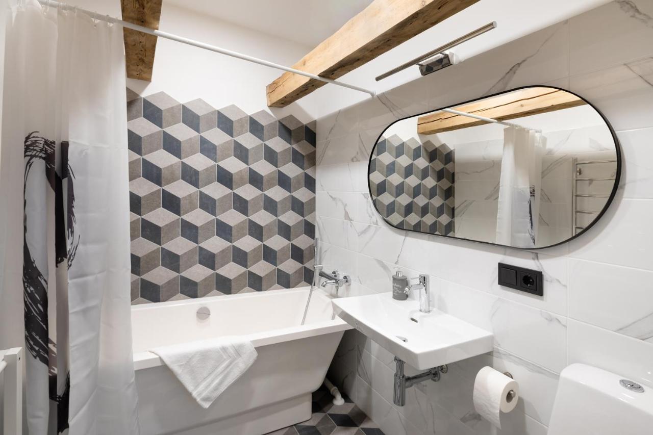 Merkela Loft Beside Vermanes Park Appartamento *